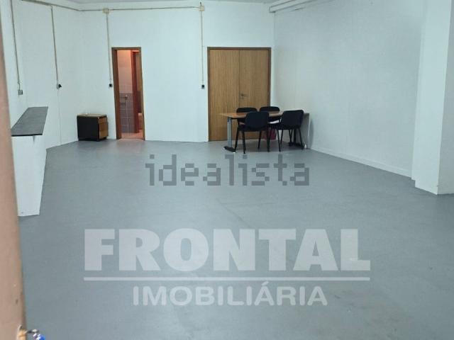 Armazém alugar em Maia, Gueifães