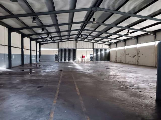 Armazém alugar em Maia, Gueifães