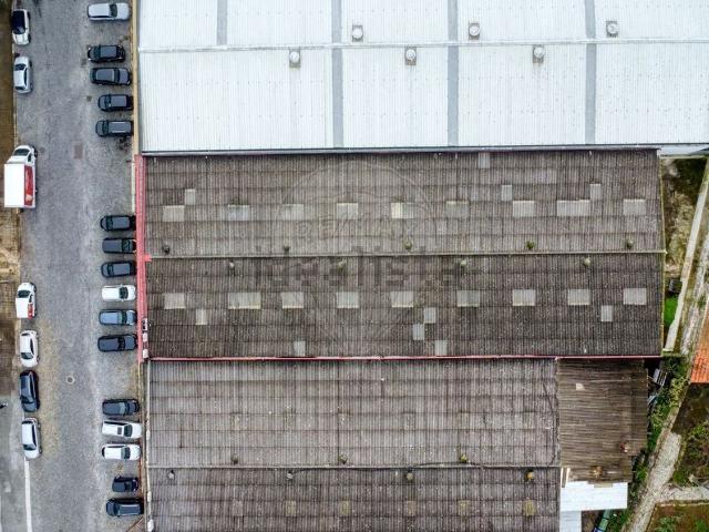 Armazém alugar em Maia, Gueifães