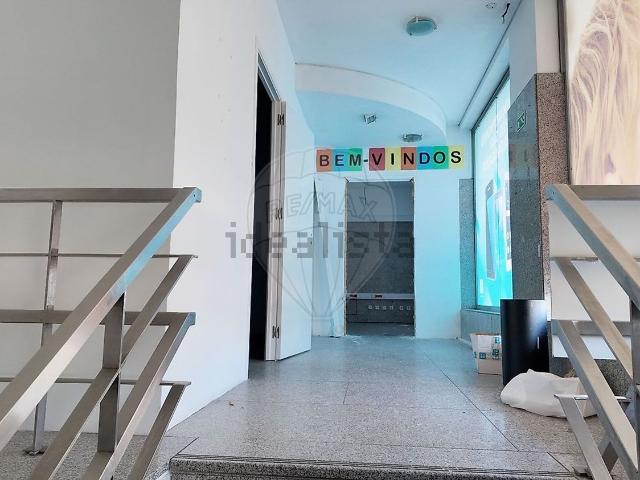 Ponto Comercial alugar em Maia, Vermoim