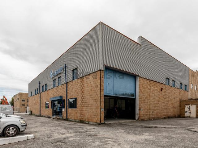 Armazém alugar em Maia, Gueifães