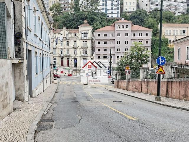 Loja venda em Coimbrã, Coimbra