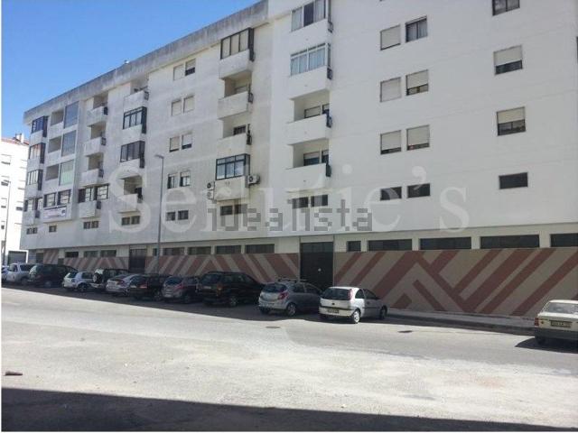 Armazém venda em Santarém