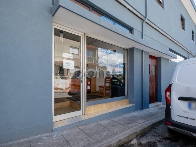 Loja alugar em Sete Caminhos, Gondomar