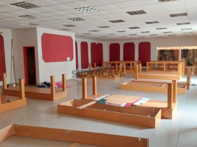 Armazém venda em Pombal, Leiria