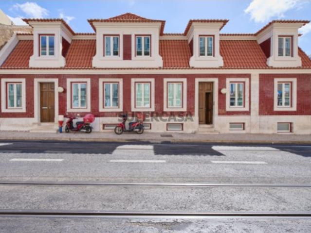 Armazém venda em Lisboa
