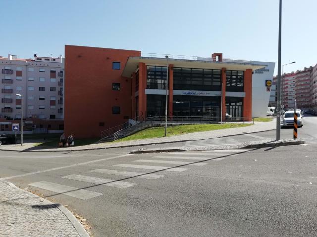Loja venda em Fonte das Eiras, Sintra