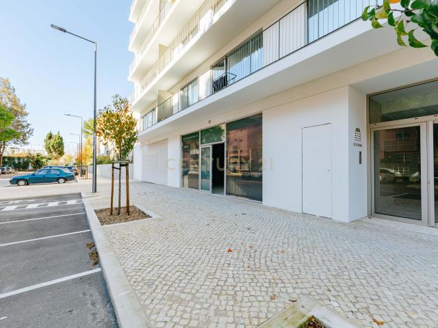 Loja alugar em Olivais, Lisboa