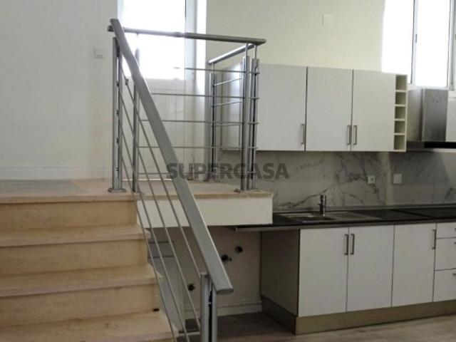 Armazém venda em Verderena, Setúbal