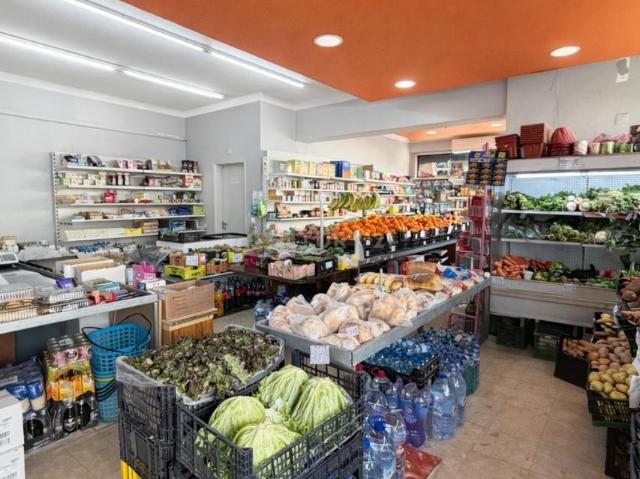 Loja venda em Oeiras, Lisboa