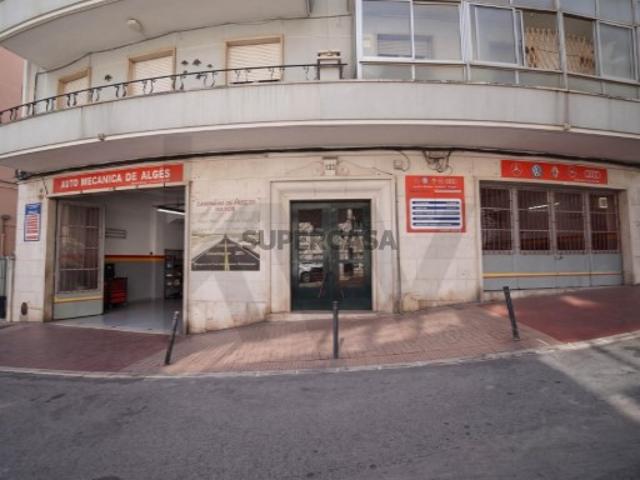 Armazém venda em Núcleo Urbano Histórico de Algés, Oeiras