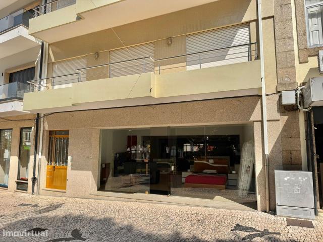 Ponto Comercial alugar em Porto, Arco