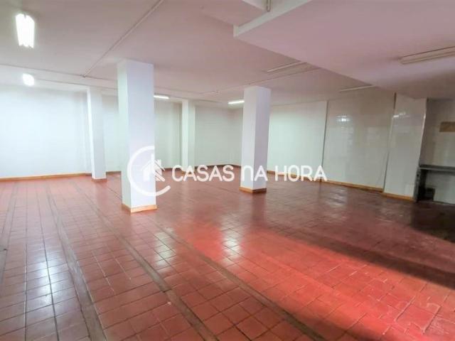 Loja venda em Repeses e São Salvador, Viseu