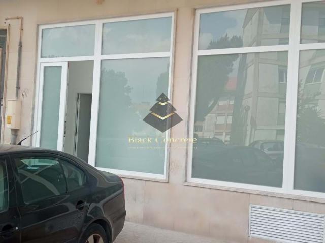 Loja venda em Almada, Setúbal