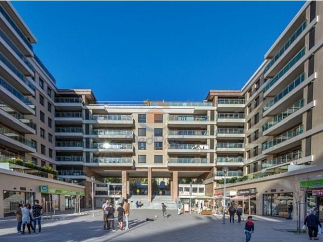 Ponto Comercial alugar em Odivelas, Amorosa