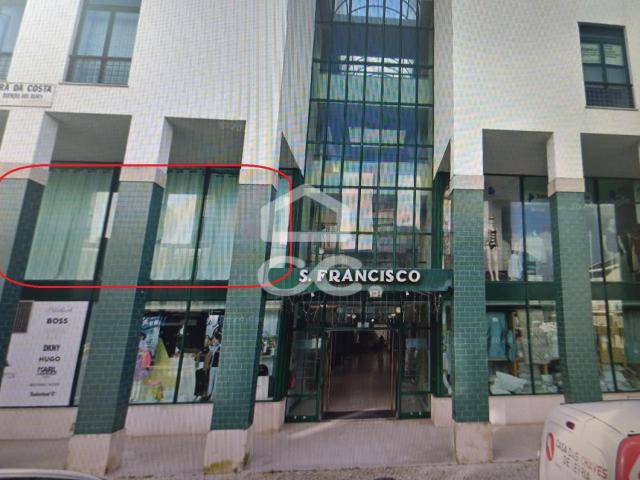 Loja alugar em Leiria