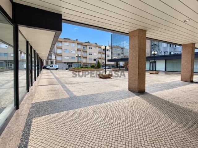 Armazém venda em Porto, Cedofeita