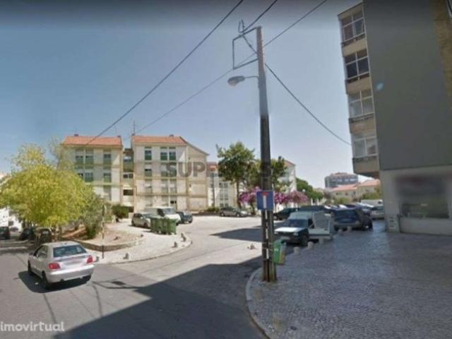 Armazém venda em Quinta do Americano, Almada