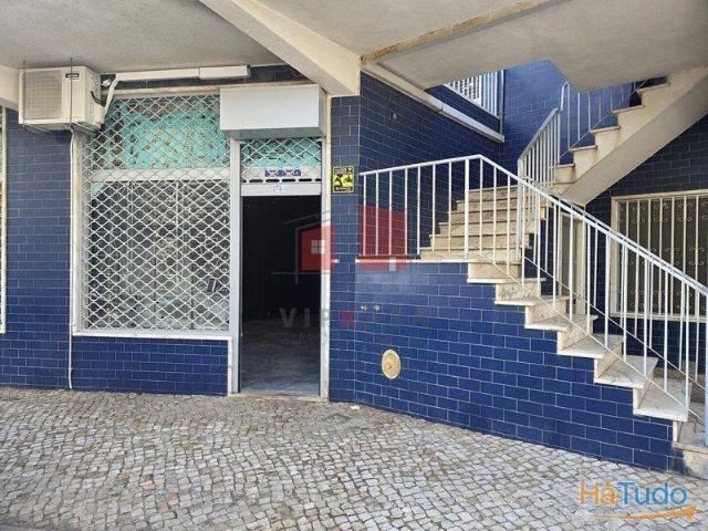 Loja venda em Santiago Dos Velhos, Lisboa