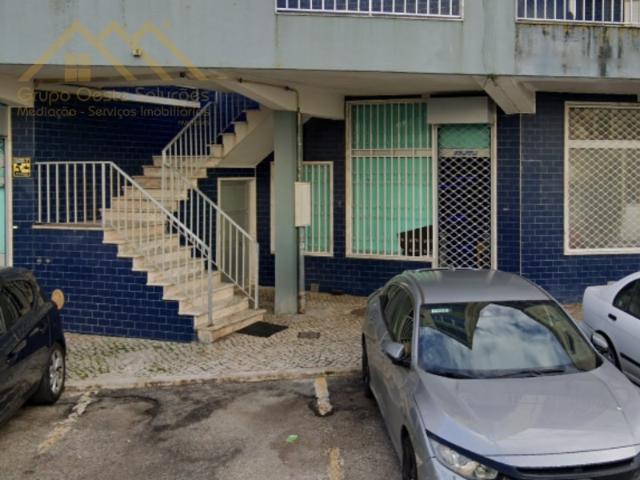 Ponto Comercial venda em Loures, Urbanização das Urmeiras