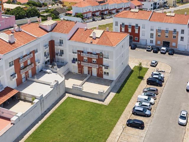 Loja venda em Bairro dos CTT, Odivelas