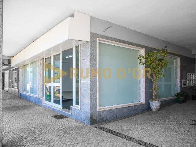 Loja venda em Póvoa De Santa Iria, Lisboa