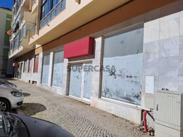 Armazém venda em Verderena, Setúbal