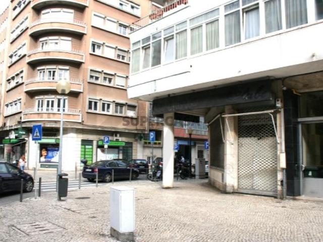 Armazém venda em São Domingos de Benfica, Lisboa