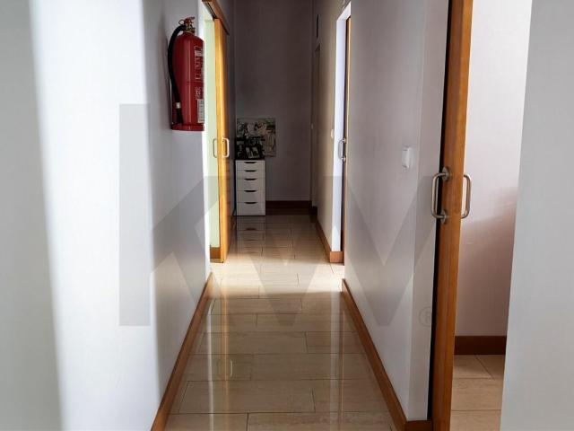 Loja venda em Oliveira Do Bairro, Aveiro