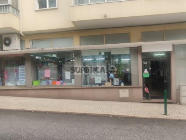 Armazém venda em Baixa de Algés, Oeiras