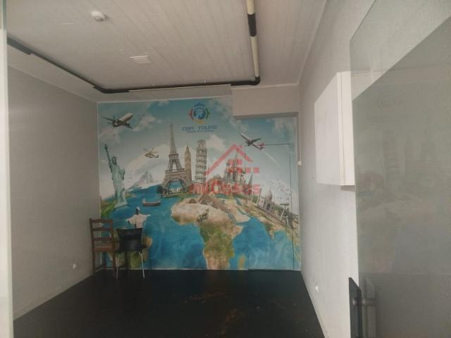 Loja alugar em Quinta do Lambert, Lisboa