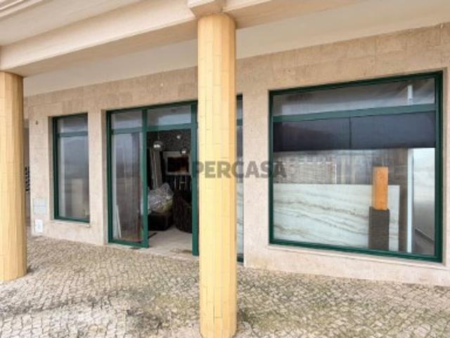 Armazém venda em Marinha Grande, Leiria