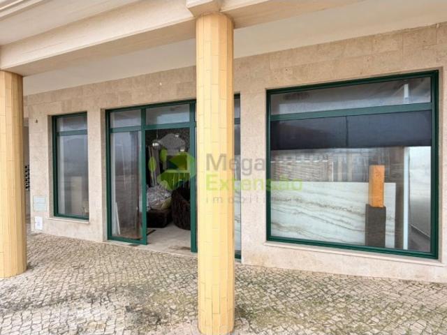 Loja venda em Marinha Grande, Leiria