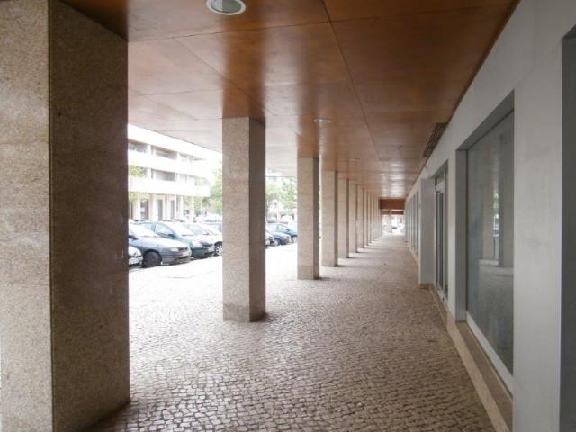 Loja venda em Bairro da Quinta de São José, Viseu