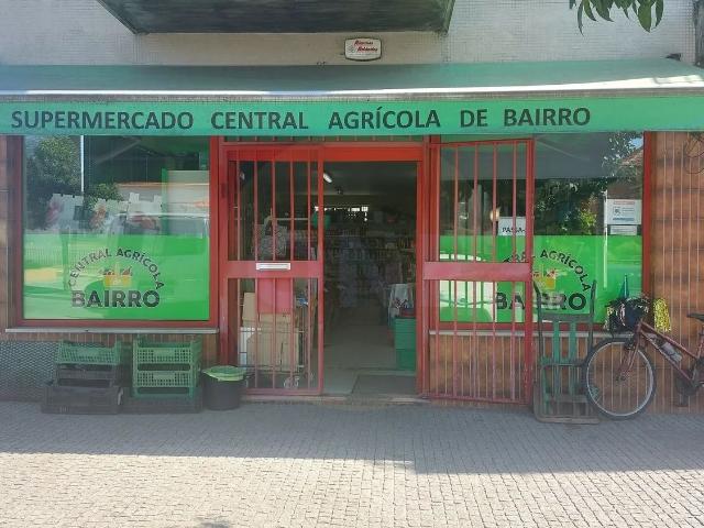 Loja venda em Gavião, Braga