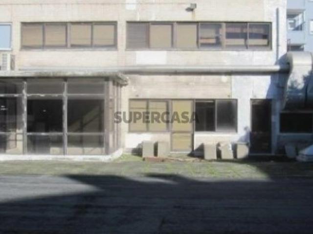 Armazém venda em Porto, Cedofeita