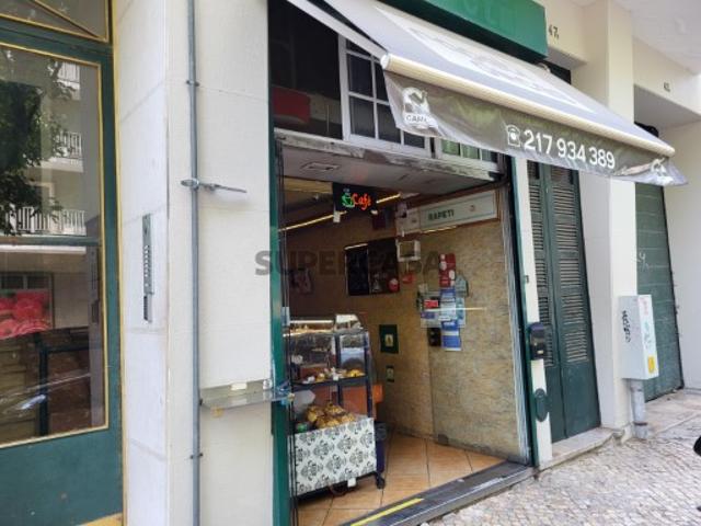Armazém venda em Avenidas Novas, Lisboa