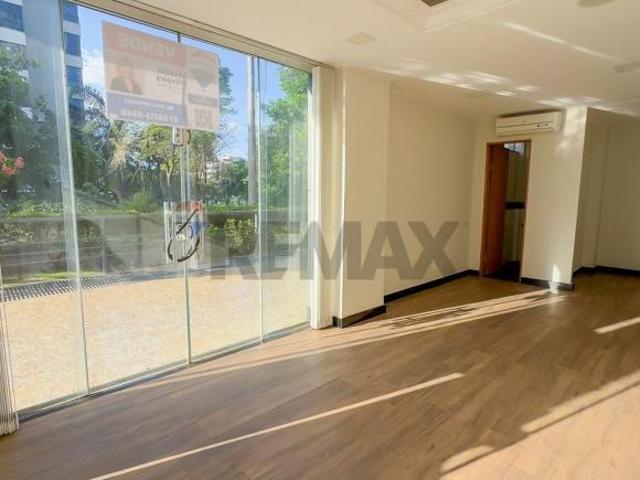 Ponto Comercial venda em CLN 208, Plano Piloto