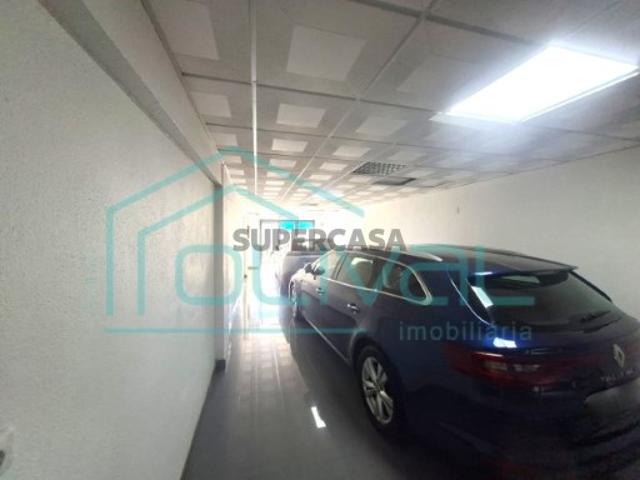 Armazém venda em Lisboa