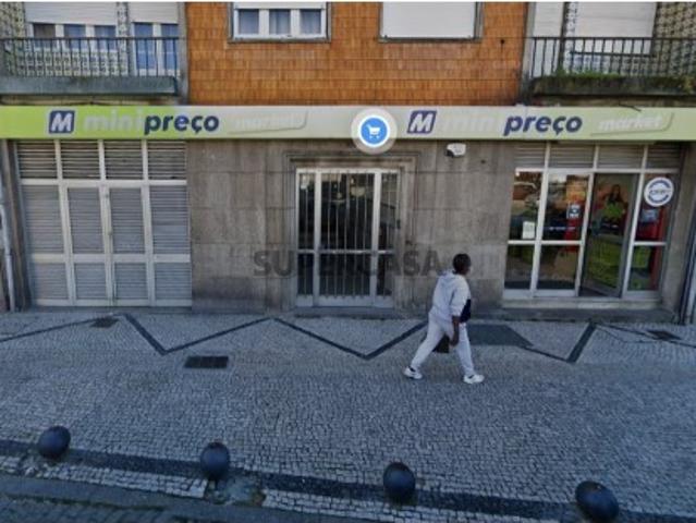 Armazém venda em Porto