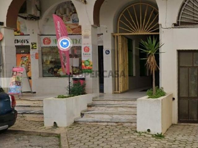 Armazém venda em Ferragudo, Faro
