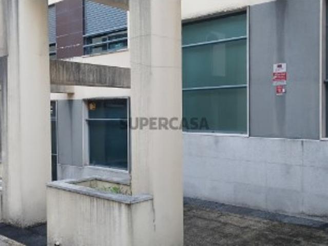 Armazém venda em Urbanização do Conventinho, Santiago Dos Velhos