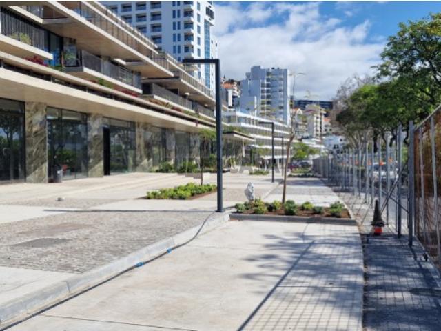 Armazém venda em Funchal, Amparo