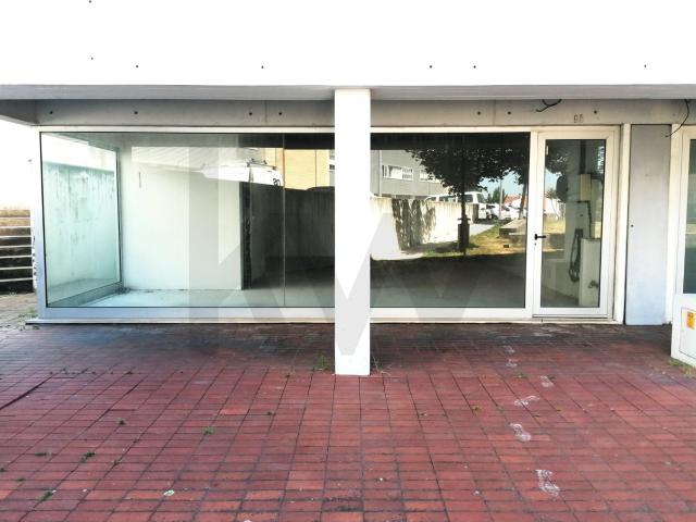 Loja venda em Santa Maria Da Feira, Aveiro