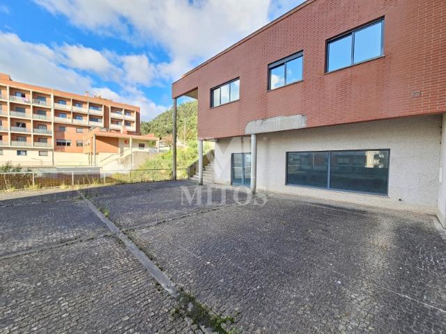 Ponto Comercial venda em Areosa, Areosa
