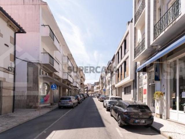 Armazém venda em Bairro 1° de Maio, Viseu