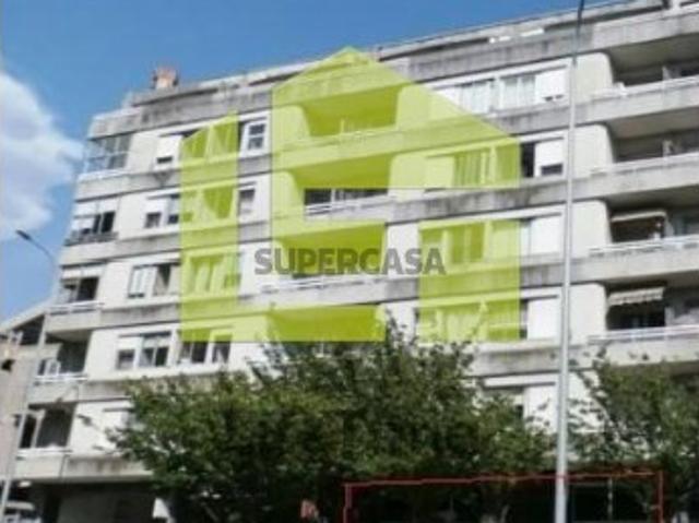 Armazém venda em Porto