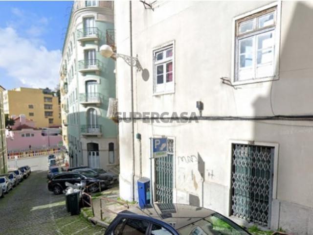 Armazém venda em Estrela, Lisboa