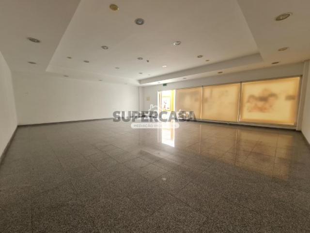 Armazém venda em Pombal, Leiria