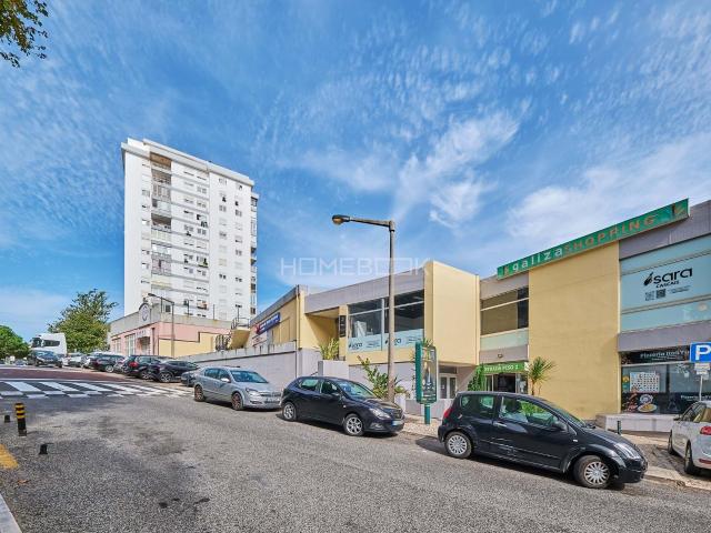 Loja alugar em Birre, Cascais